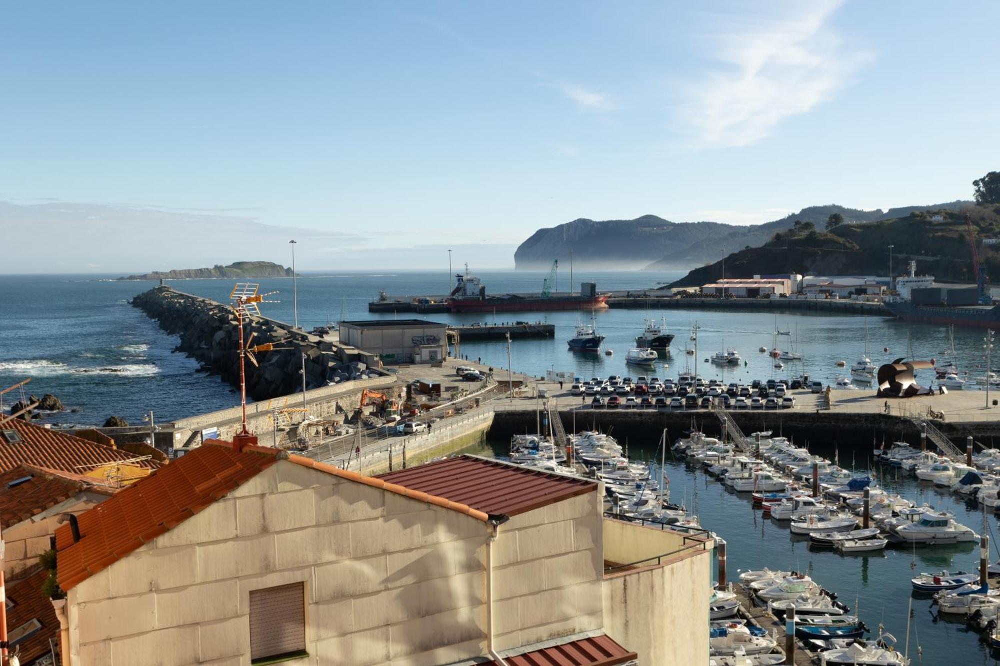 Apartamentos Bermeo, Museoa Bagian luar foto