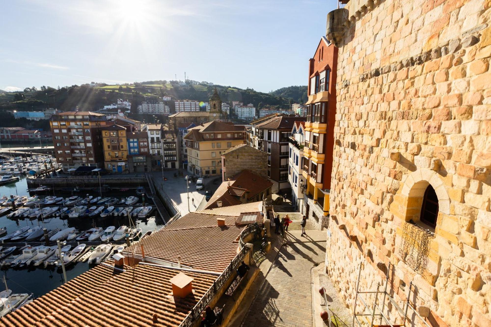Apartamentos Bermeo, Museoa Bagian luar foto